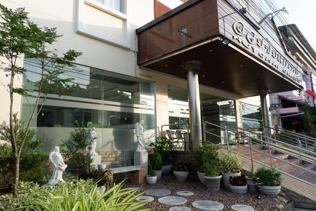 Auychai Grand Hotel Lang Suan Ngoại thất bức ảnh